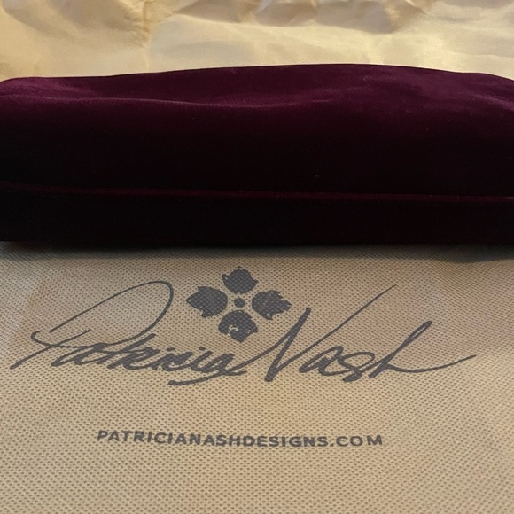 Patricia Nash Bordeaux Velvet Kiss Lock Clutch/Shoulder Bag - Picture 6 of 12